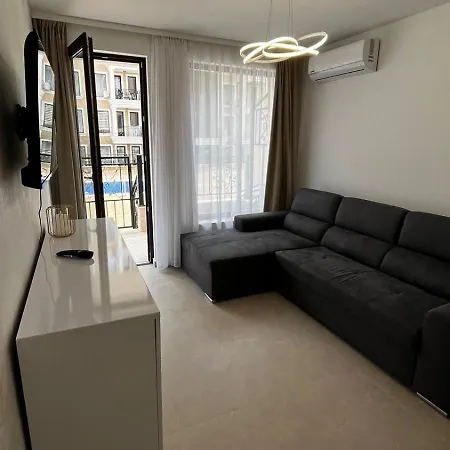 Polar Star 106 B In Saint *